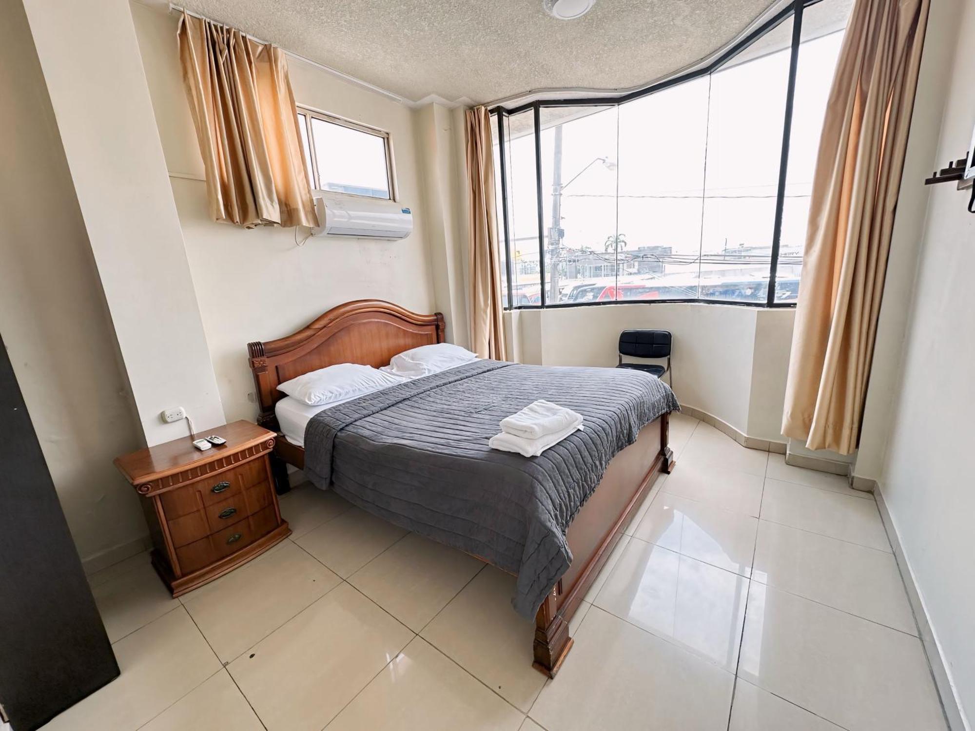 Hostal Posada Del Sol กวายากิล ภายนอก รูปภาพ