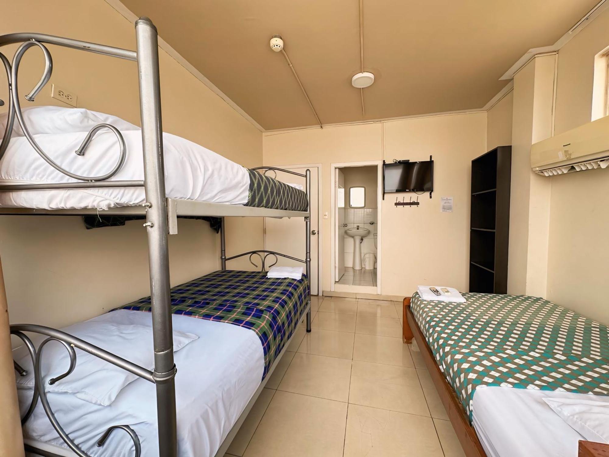Hostal Posada Del Sol กวายากิล ภายนอก รูปภาพ